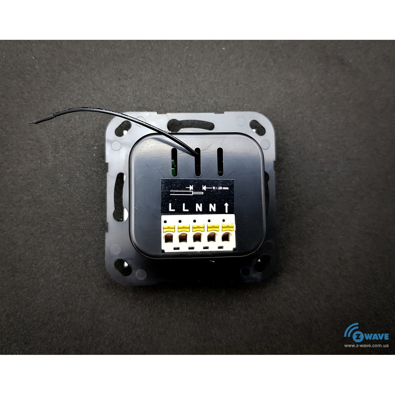 ≡ Настенный контроллер сцен Heatit Z-Scene Controller купить | NeoSmart