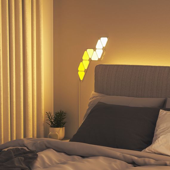 Розумна система освітлення Nanoleaf Shapes Mini Triangles Starter Kit Apple Homekit - 9 шт., Живлення: 220В, Кількість панелей: 9, зображення 5