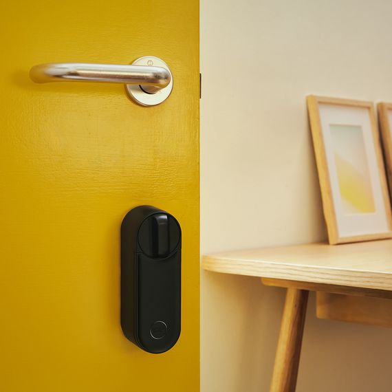 Розумний замок Yale Linus Smart Lock L2, Matter, Apple Homekit, Wi-Fi, Bluetooth, Живлення: Встроенный аккумулятор, Колір: Черный, зображення 4